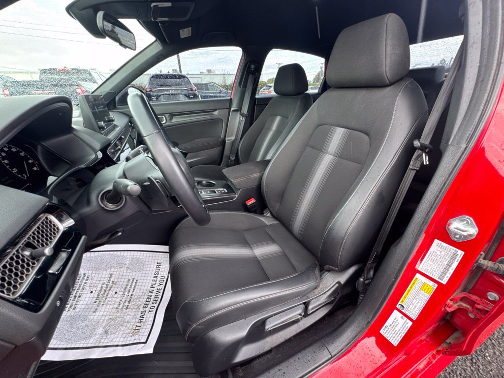Used 2025 Honda Civic Sport image 12