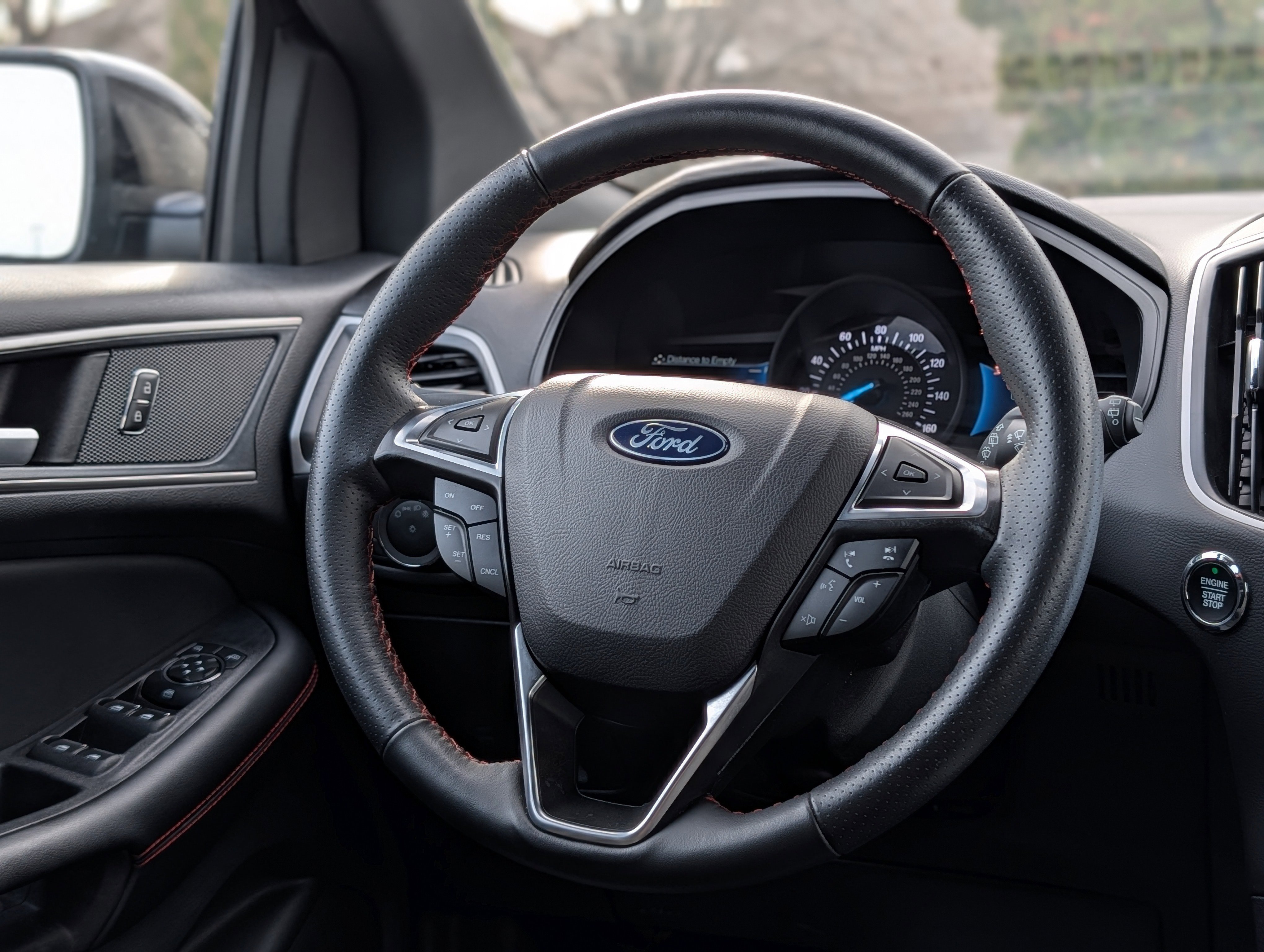 Used 2024 Ford Edge ST-Line image 14