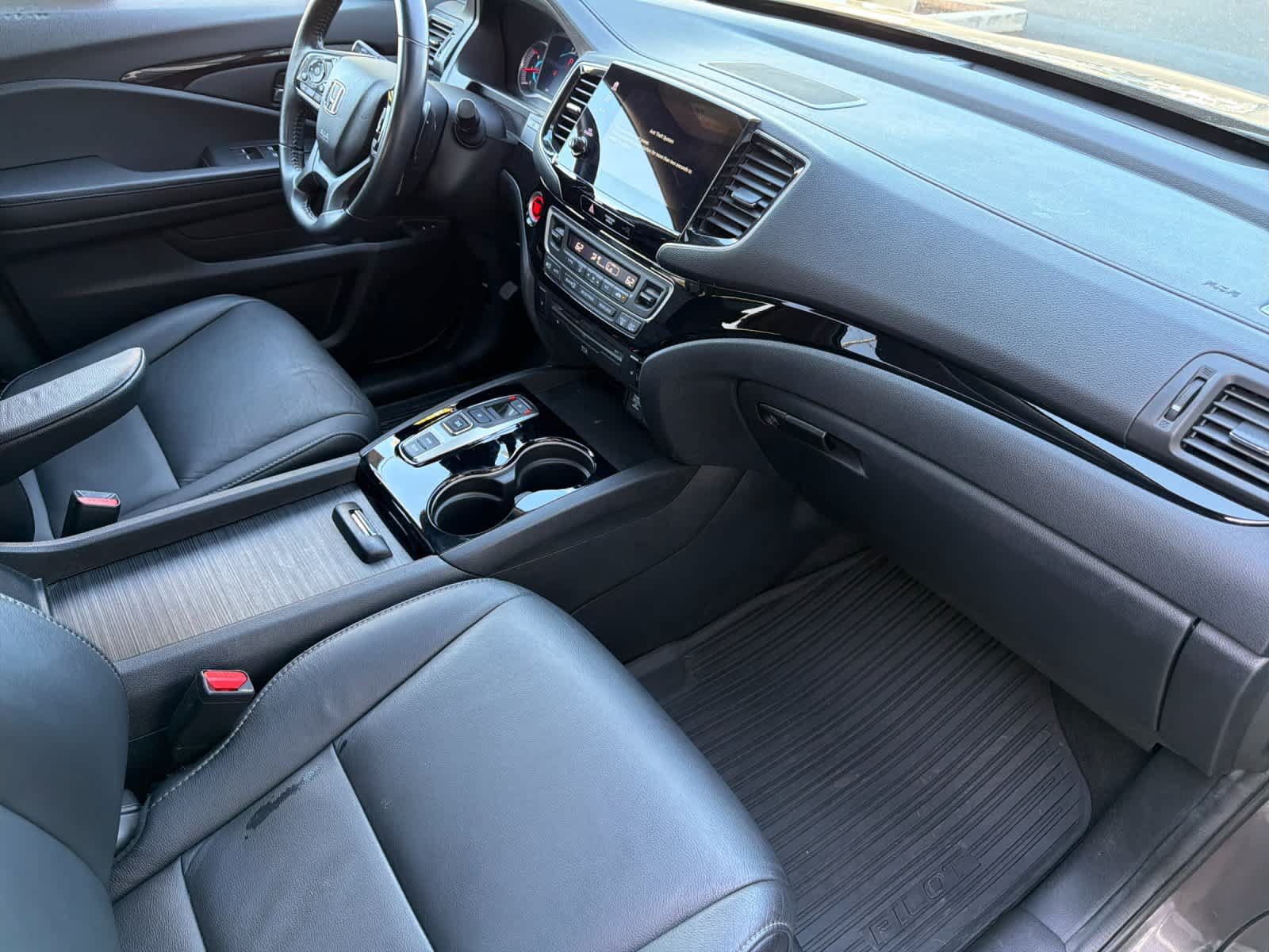 Used 2022 Honda Pilot Touring image 18