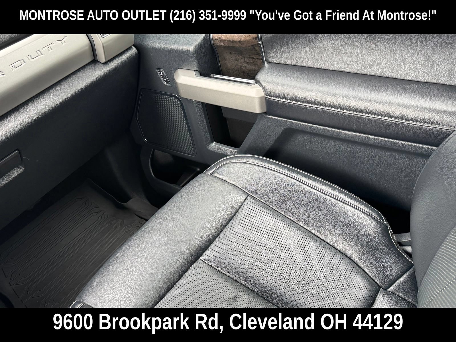 Used 2022 Ford F250 Lariat w/ Black Appearance Package AWD/4WD image 42