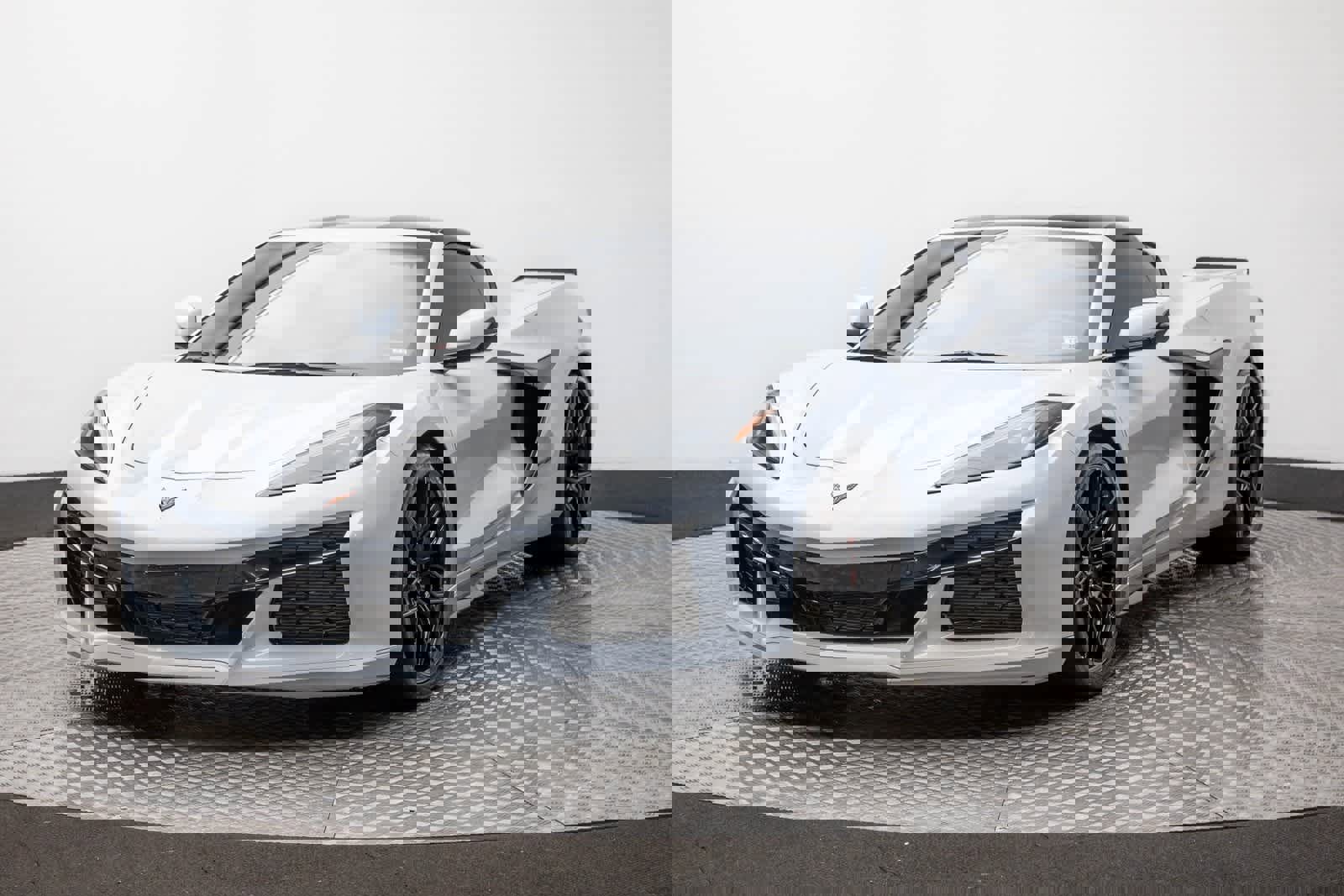 Used 2023 Chevrolet Corvette Z06 w/ Engine Appearance Package image 1