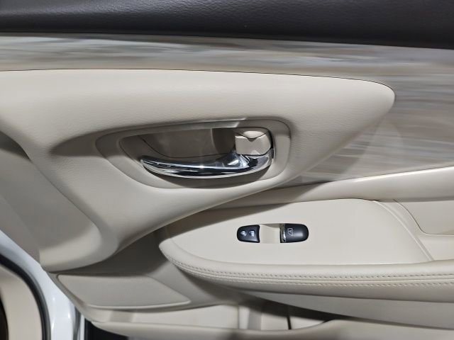 Certified 2018 Nissan Murano Platinum image 25