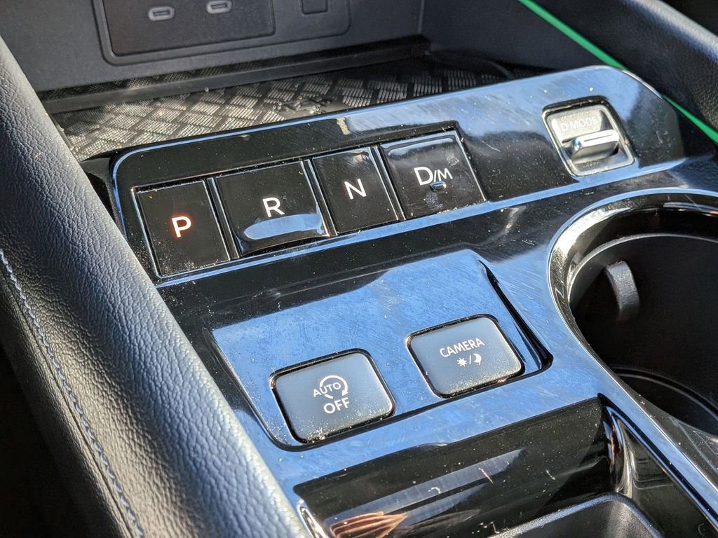 Used 2025 Nissan Murano SL image 17