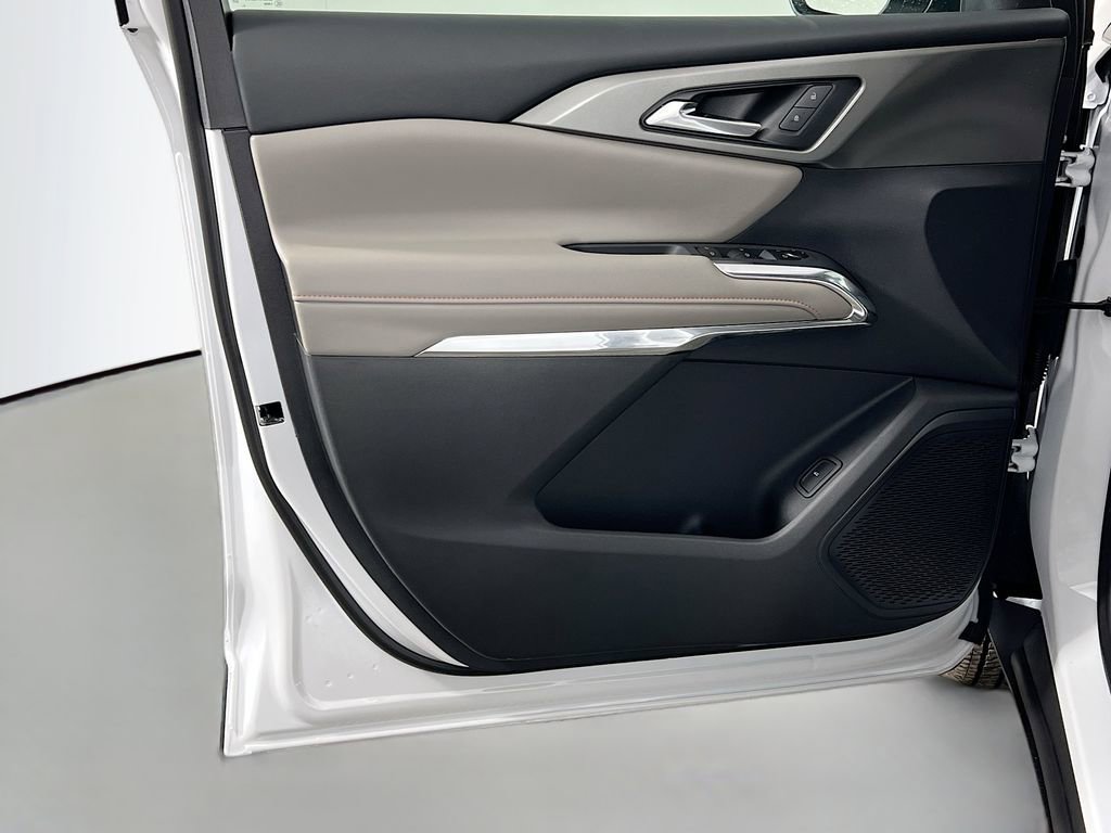 New 2026 Chevrolet Traverse LT w/ LPO, Floor Liner Package image 18
