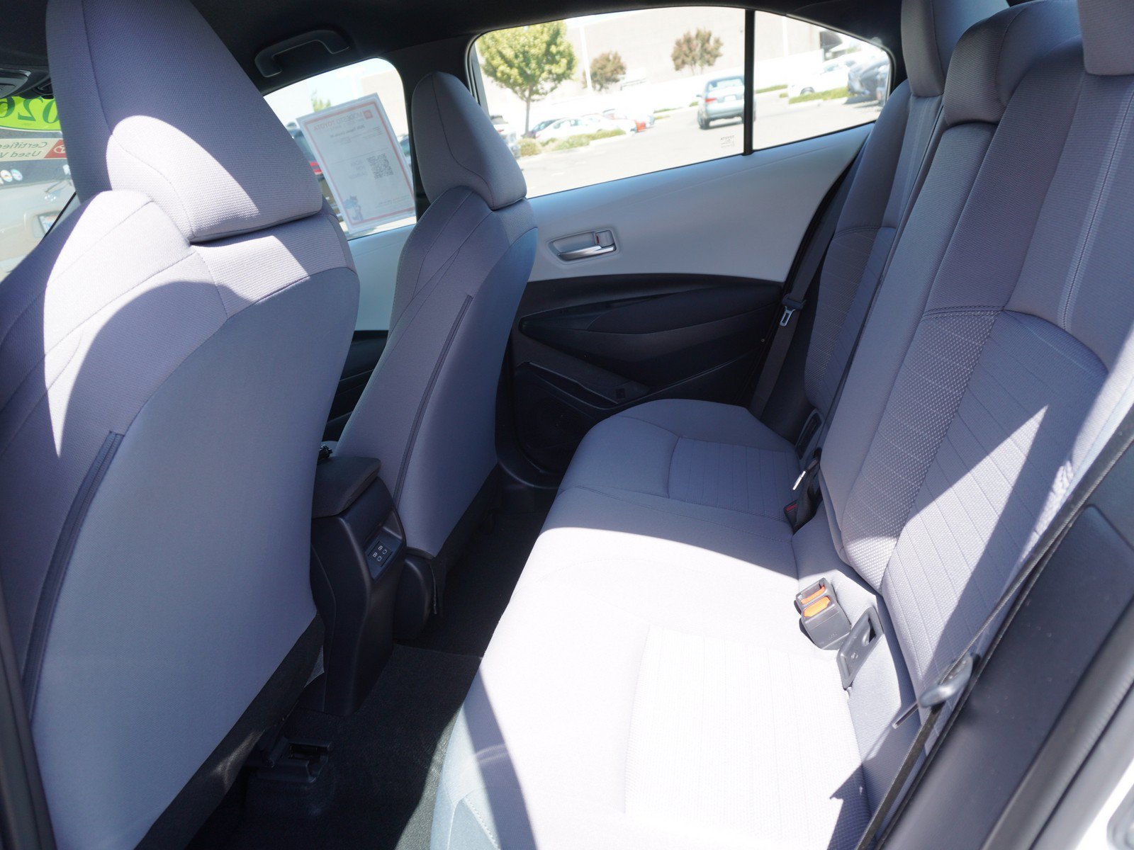 Used 2026 Toyota Corolla SE w/ SE Package FWD image 12