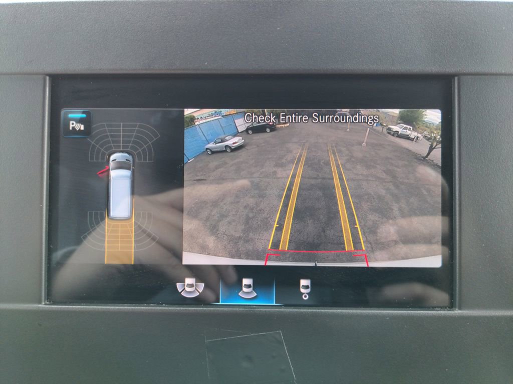 Used 2022 Mercedes-Benz Sprinter 2500 w/ Parking Package image 20