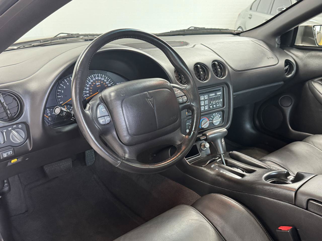 Used 2000 Pontiac Firebird Formula RWD image 42