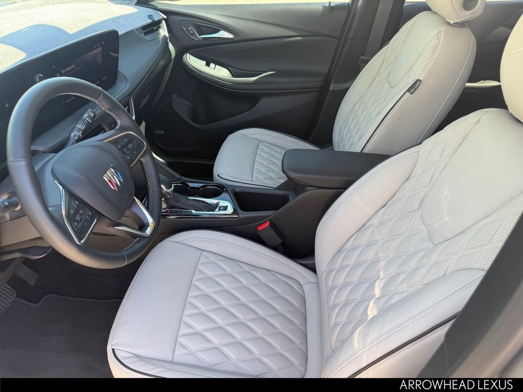 Used 2026 Buick Encore GX Avenir w/ Avenir Technology Package image 12