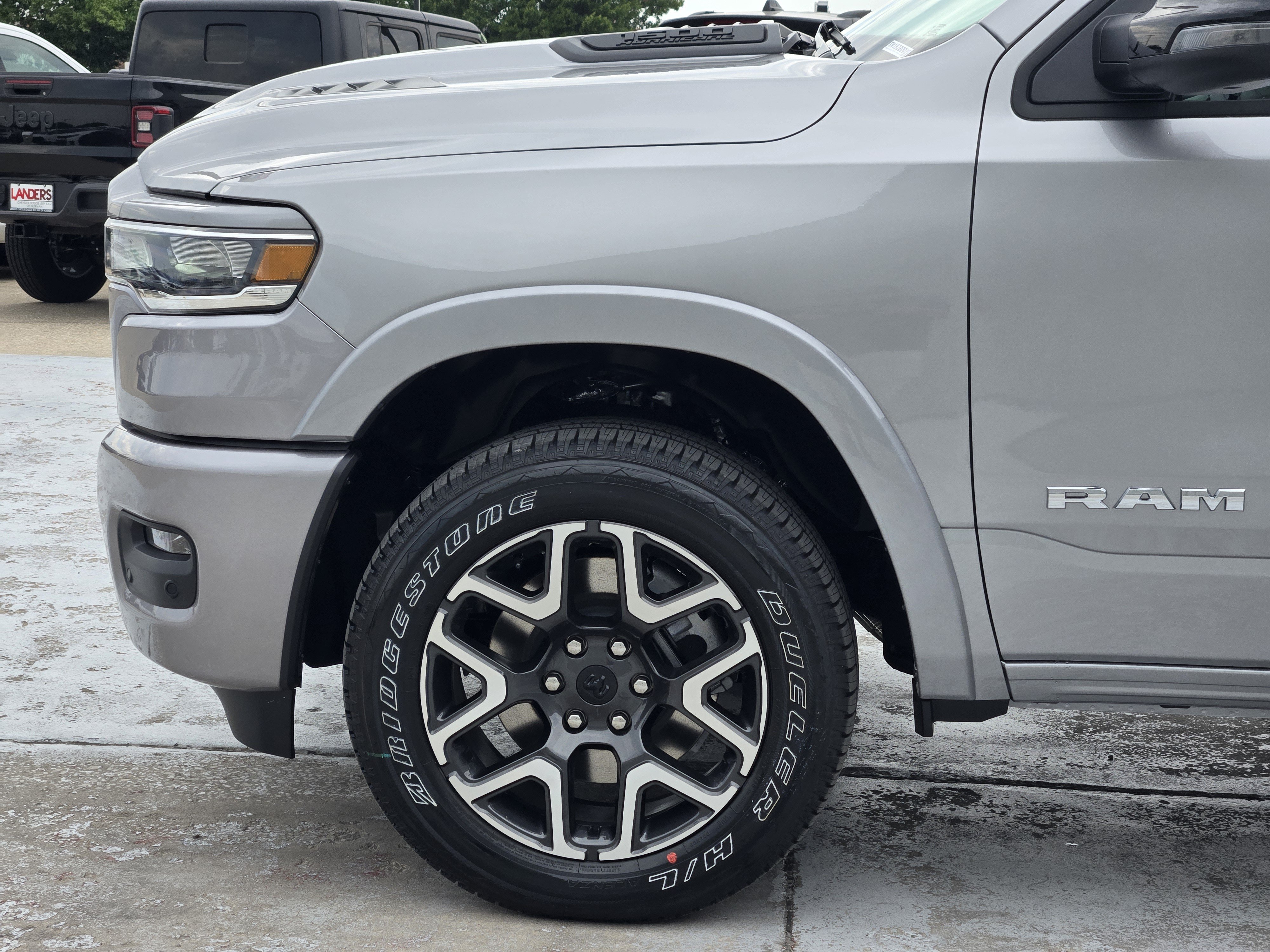 New 2026 RAM 1500 Laramie AWD/4WD image 5