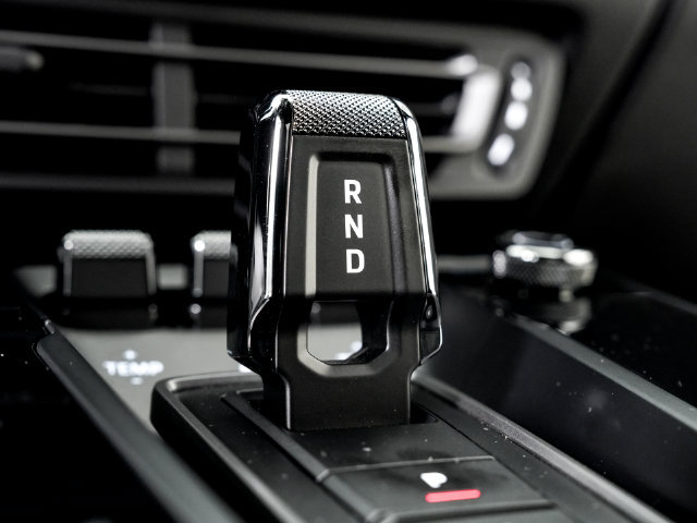 Certified 2024 Porsche 911 Carrera T RWD image 21