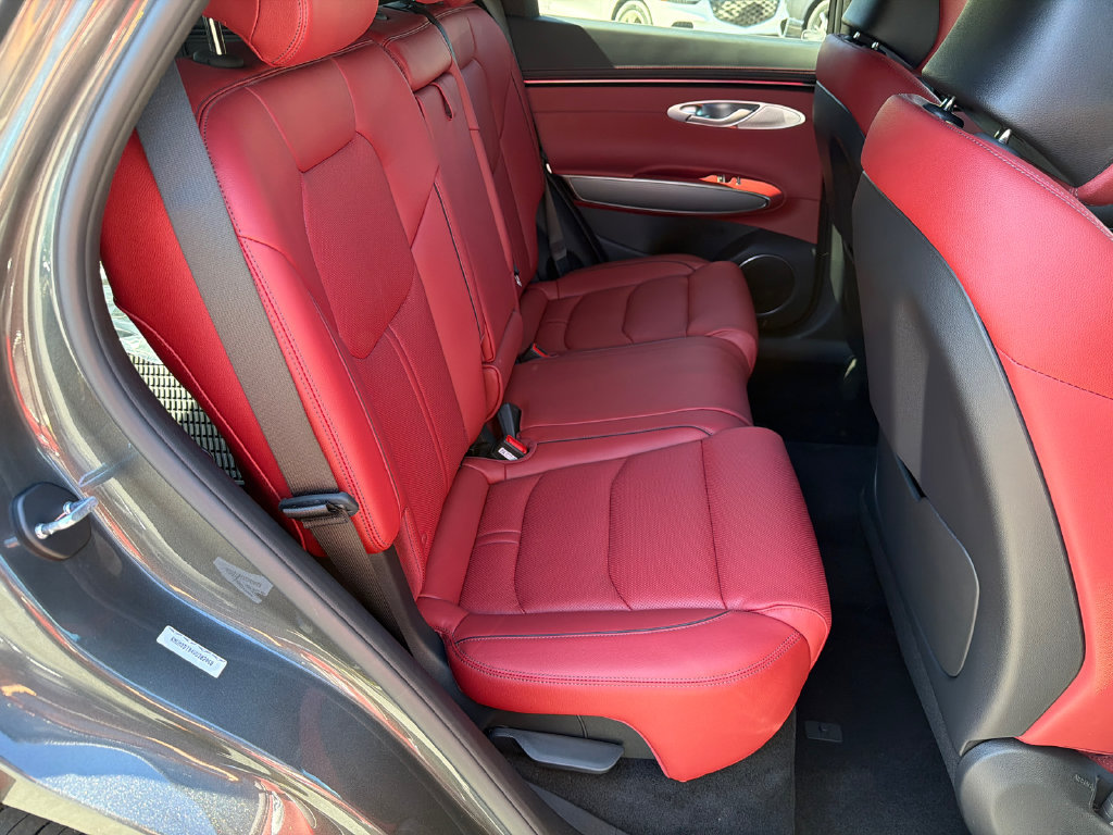 New 2027 Genesis GV70 2.5T Sport Prestige AWD/4WD image 17