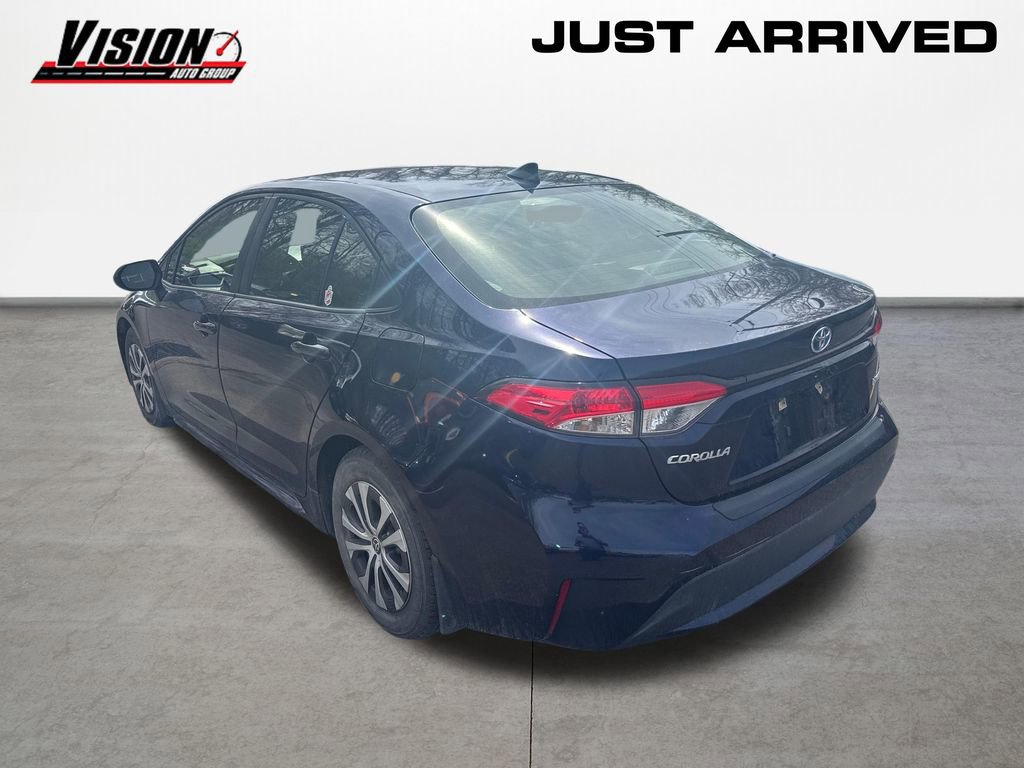 Used 2022 Toyota Corolla LE FWD image 4