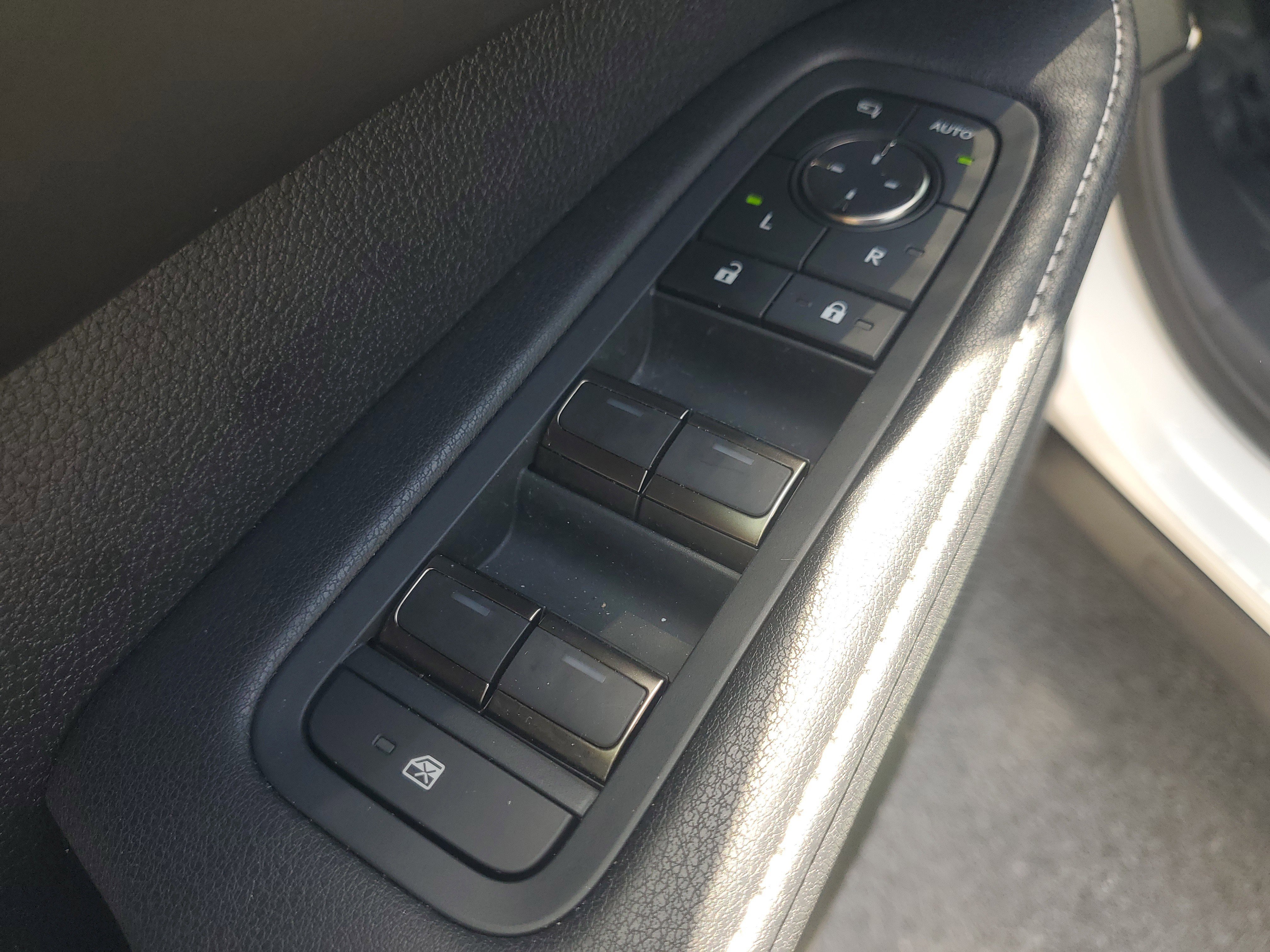 Used 2023 Lexus RX 350 Premium Plus w/ Cold Area Package image 20