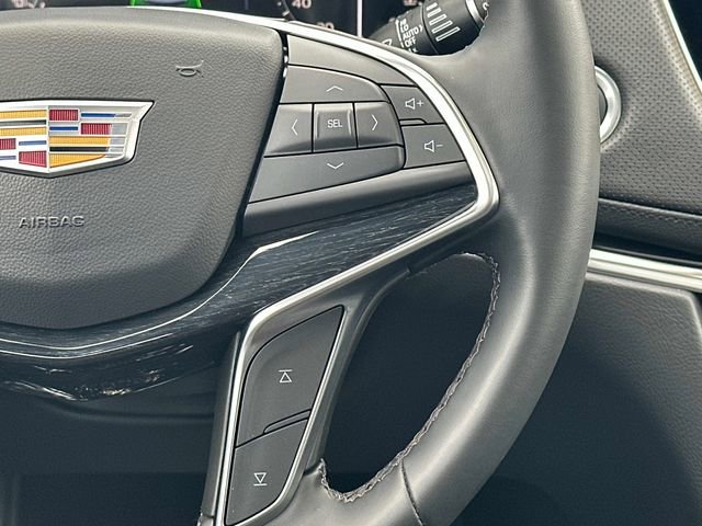 Used 2025 Cadillac XT5 Premium Luxury image 7
