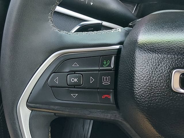 Used 2024 Jeep Grand Cherokee L Limited w/ Black Appearance Package RWD image 23