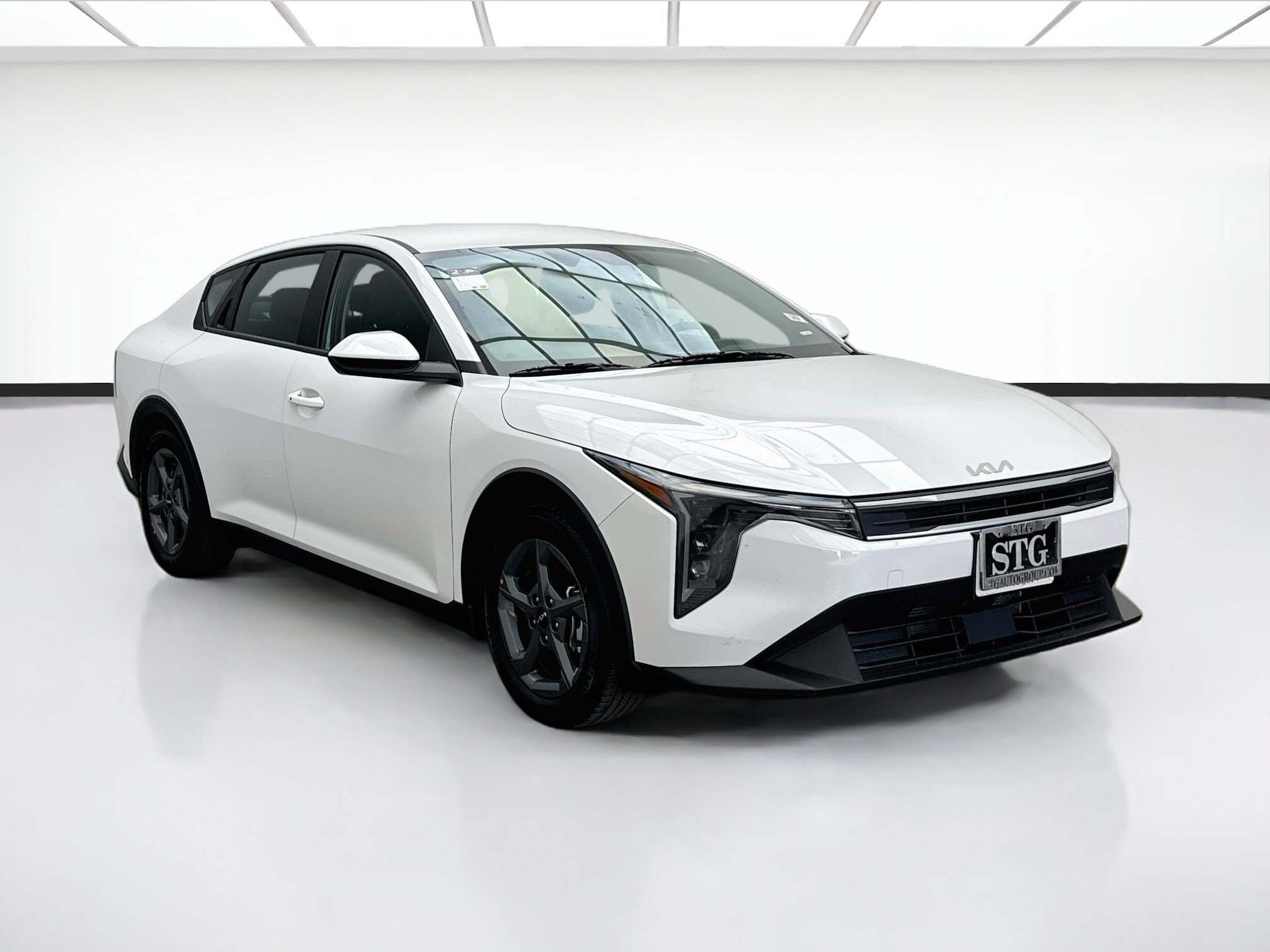 Used 2025 Kia K4 FWD image 3