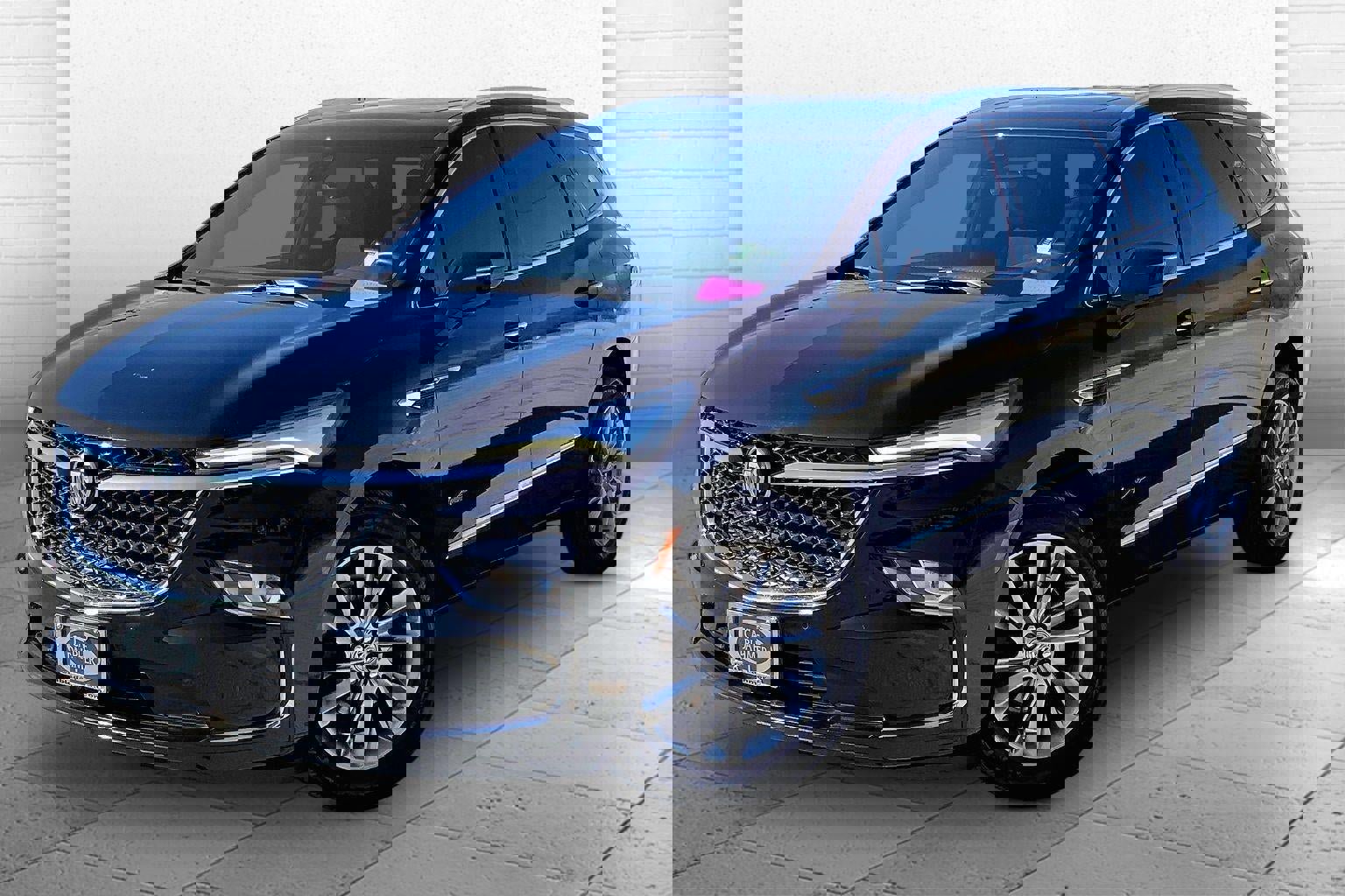 Used 2023 Buick Enclave Avenir image 12