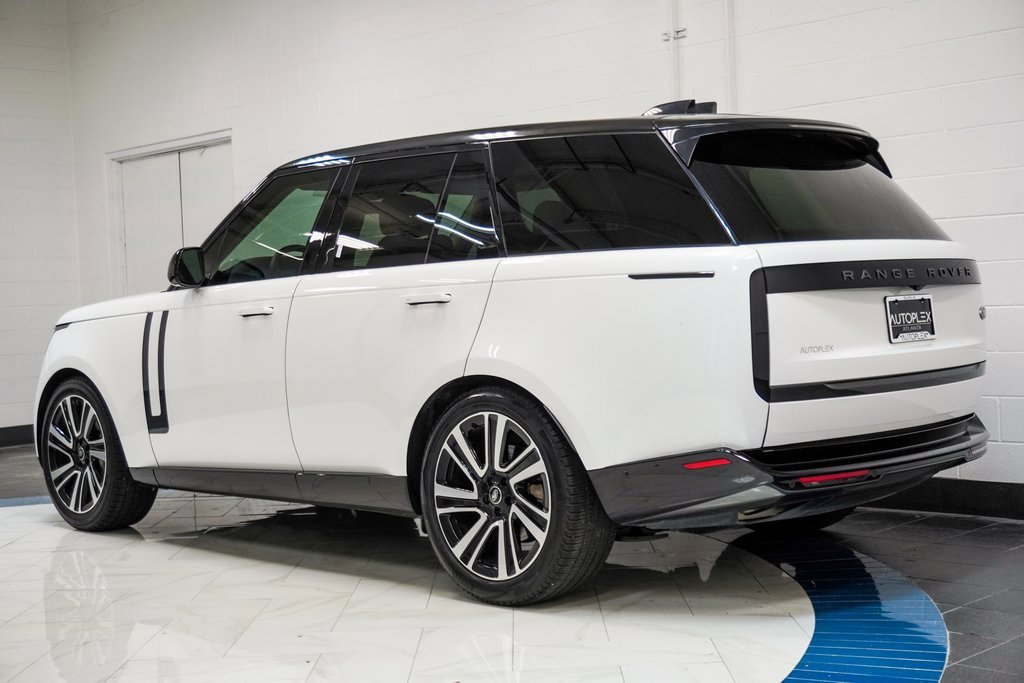 Used 2023 Land Rover Range Rover SE image 7