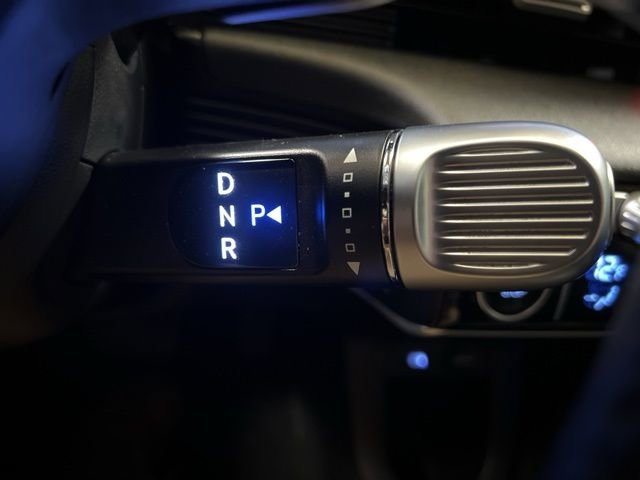 Used 2024 Hyundai Ioniq 5 Limited image 35