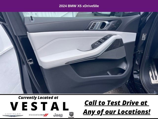 Used 2024 BMW X5 xDrive50e w/ M Sport Package image 18