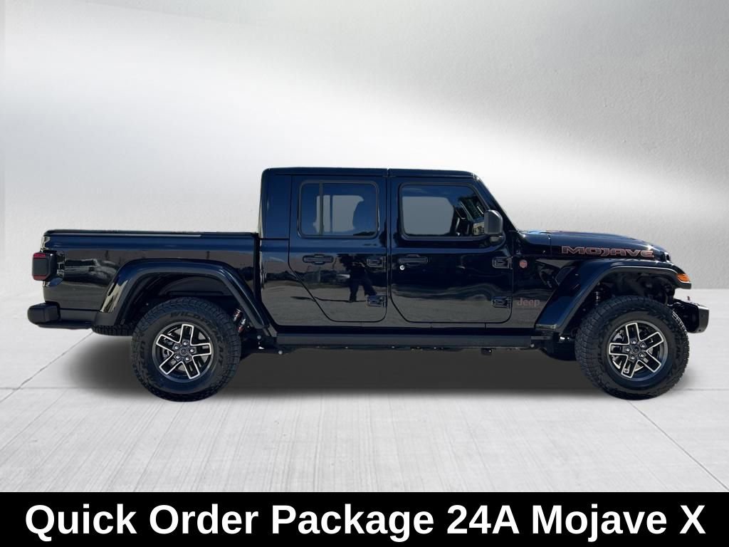 Used 2025 Jeep Gladiator Mojave image 5
