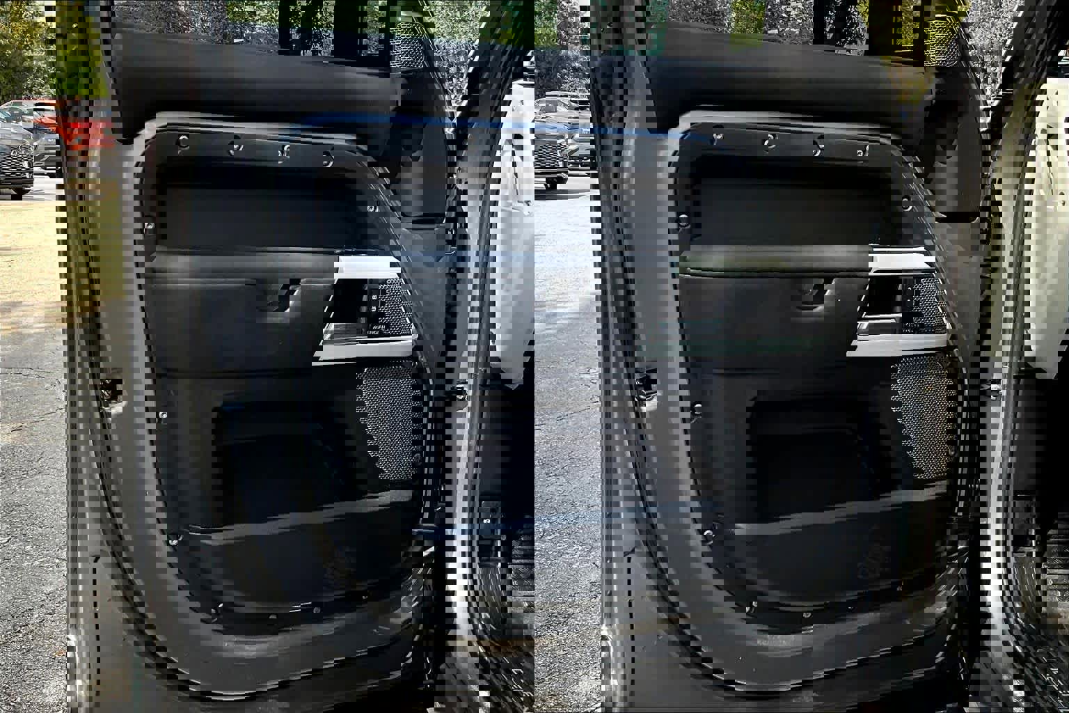 Used 2022 Land Rover Defender 110 X-Dynamic HSE image 25