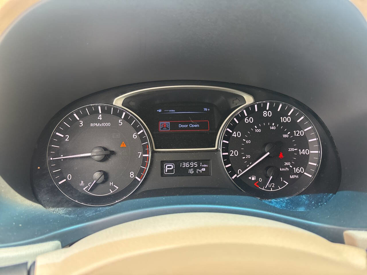 Used 2013 Nissan Pathfinder SL FWD image 27
