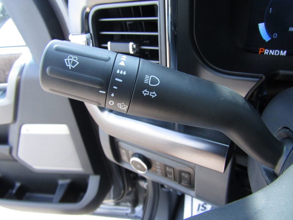 New 2026 Ford F350 Lariat w/ FX4 Off-Road Package image 21