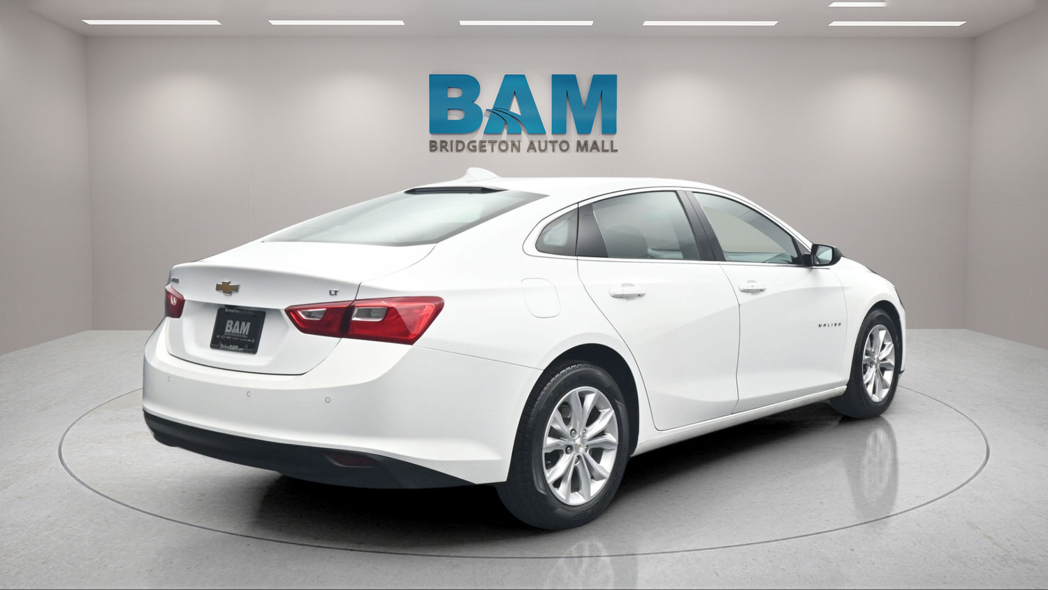 Used 2024 Chevrolet Malibu LT FWD image 5