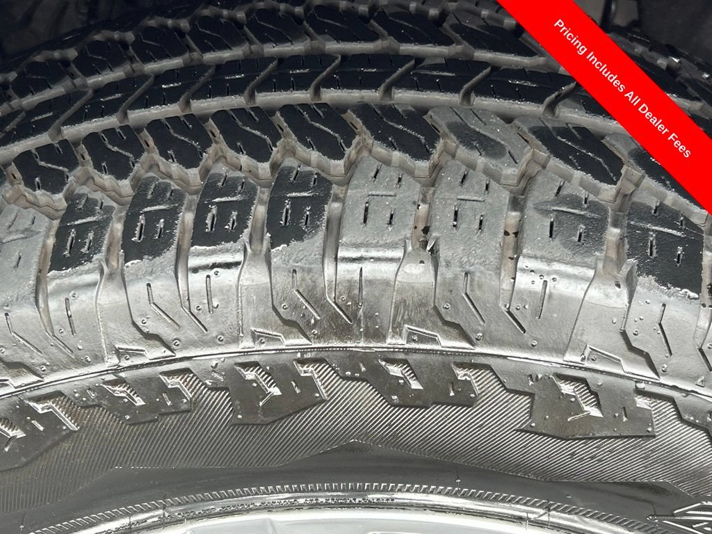 Used 2024 GMC Sierra 1500 Denali w/ Technology Package AWD/4WD image 33