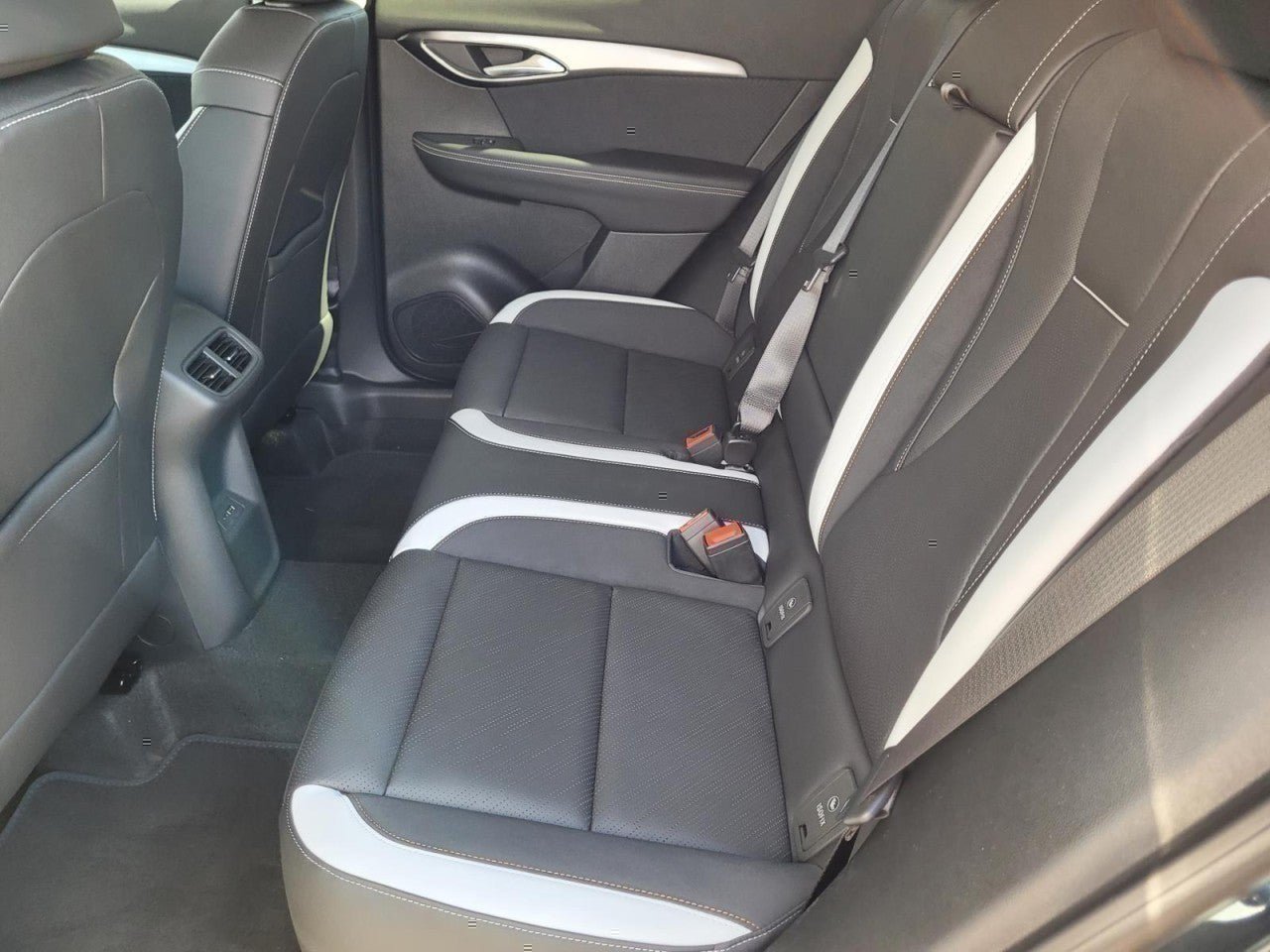 New 2026 Buick Envision Sport Touring AWD/4WD image 13