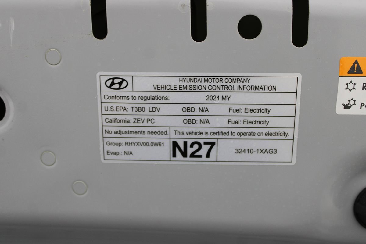 Used 2024 Hyundai Ioniq 5 SEL RWD image 35