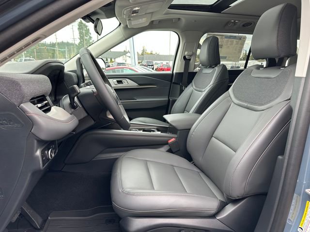 New 2025 Ford Explorer Active w/ Active Comfort Package image 9
