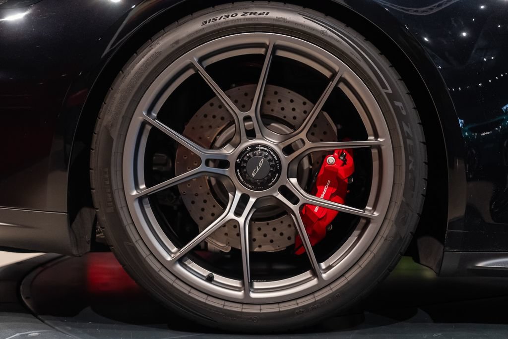 Used 2026 Porsche 911 GT3 w/ Chrono Package RWD image 16