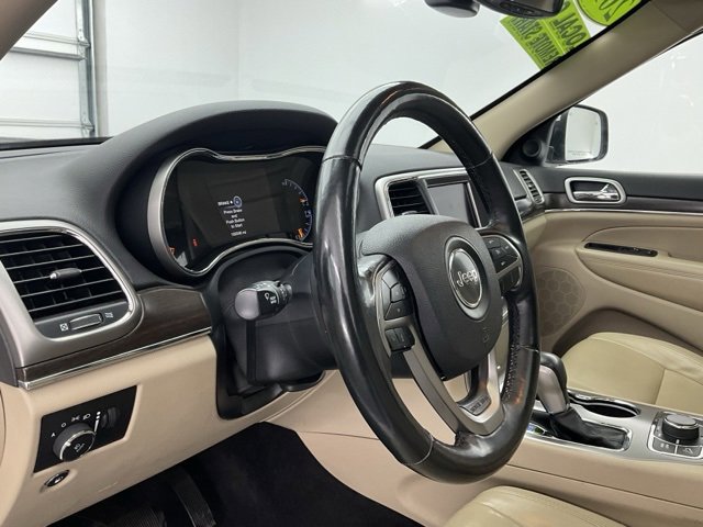 Used 2018 Jeep Grand Cherokee Limited image 17
