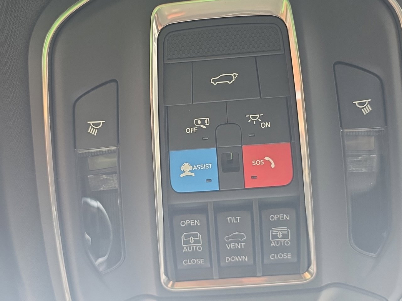 New 2027 Jeep Grand Cherokee L Limited AWD/4WD image 42