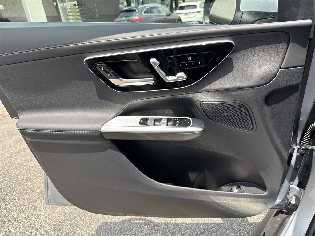 New 2025 Mercedes-Benz GLC 350e 4MATIC image 20