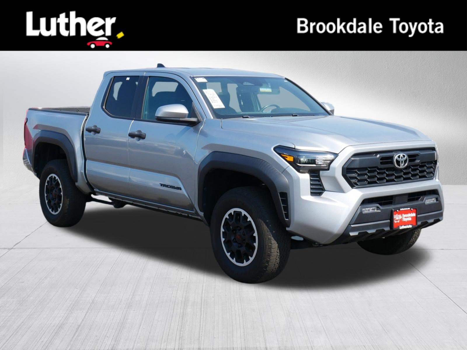 Used 2024 Toyota Tacoma TRD Off-Road AWD/4WD image 1