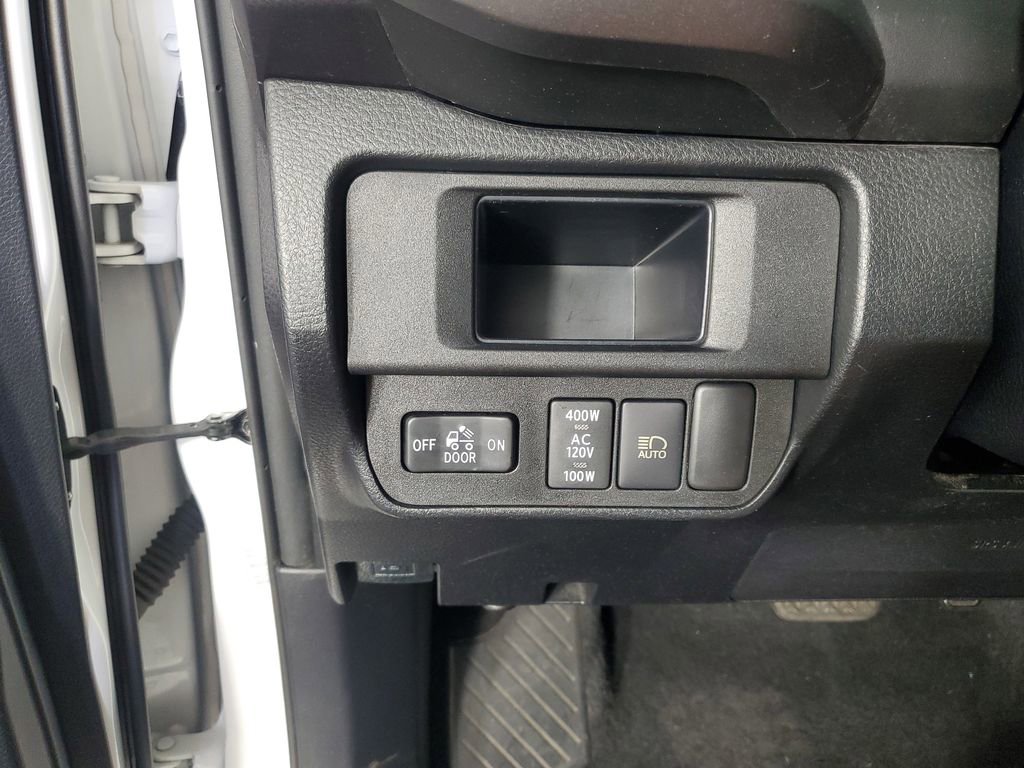 Used 2019 Toyota Tacoma TRD Off-Road image 28