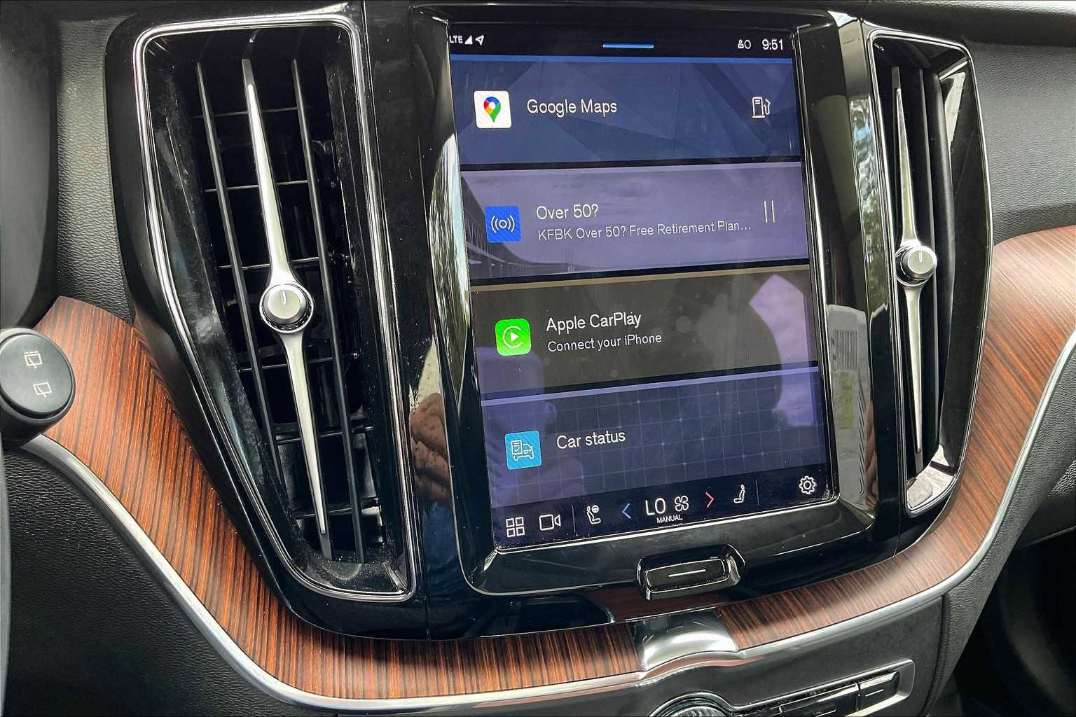 Used 2023 Volvo XC60 B5 Plus w/ Climate Package image 35