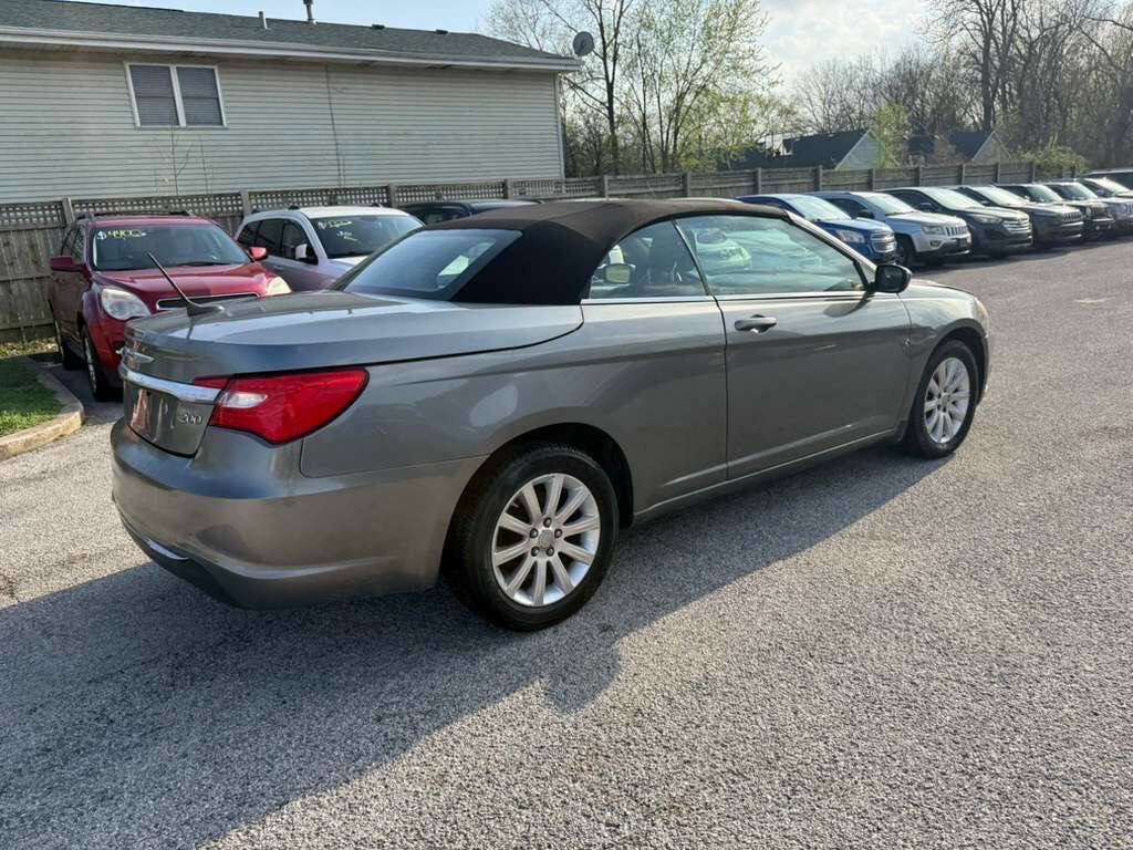 Used 2012 Chrysler 200 Touring image 6