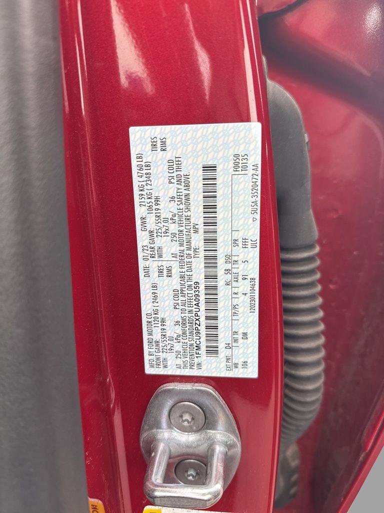 Used 2023 Ford Escape ST-Line Elite w/ Premium Technology Package image 15