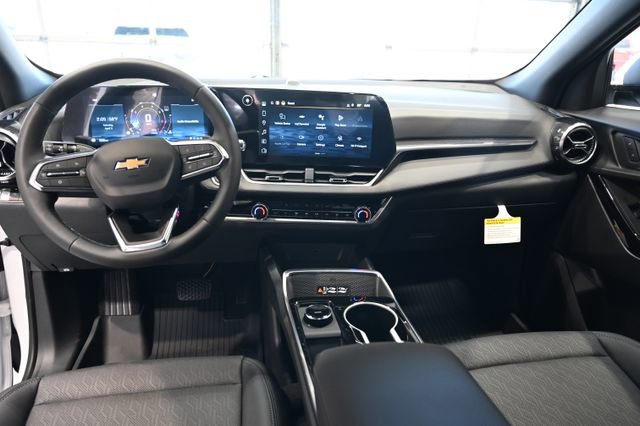 New 2026 Chevrolet Equinox LT w/ Convenience Package II FWD image 12