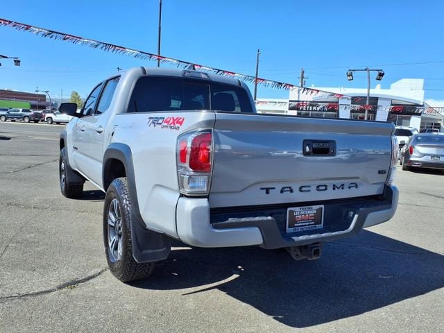 Used 2021 Toyota Tacoma TRD Off-Road image 4