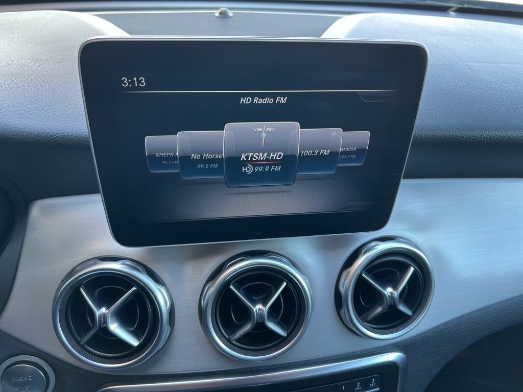 Used 2019 Mercedes-Benz GLA 250 4MATIC image 27