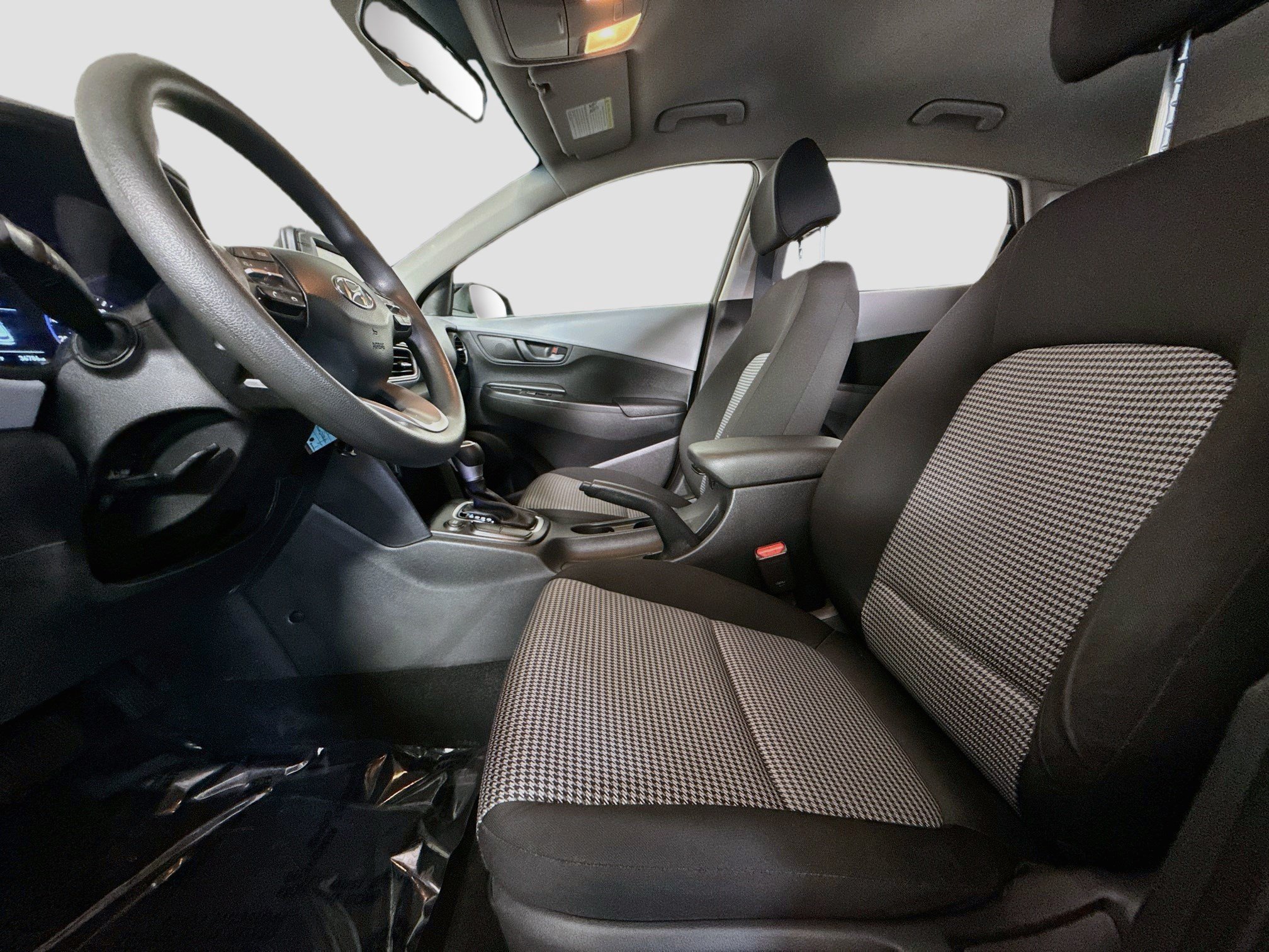 Used 2018 Hyundai Kona SE AWD/4WD image 21