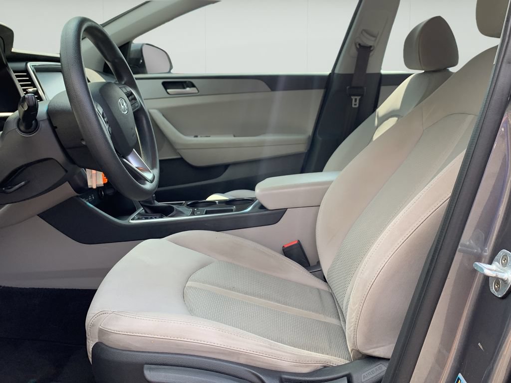 Used 2018 Hyundai Sonata SE FWD image 14