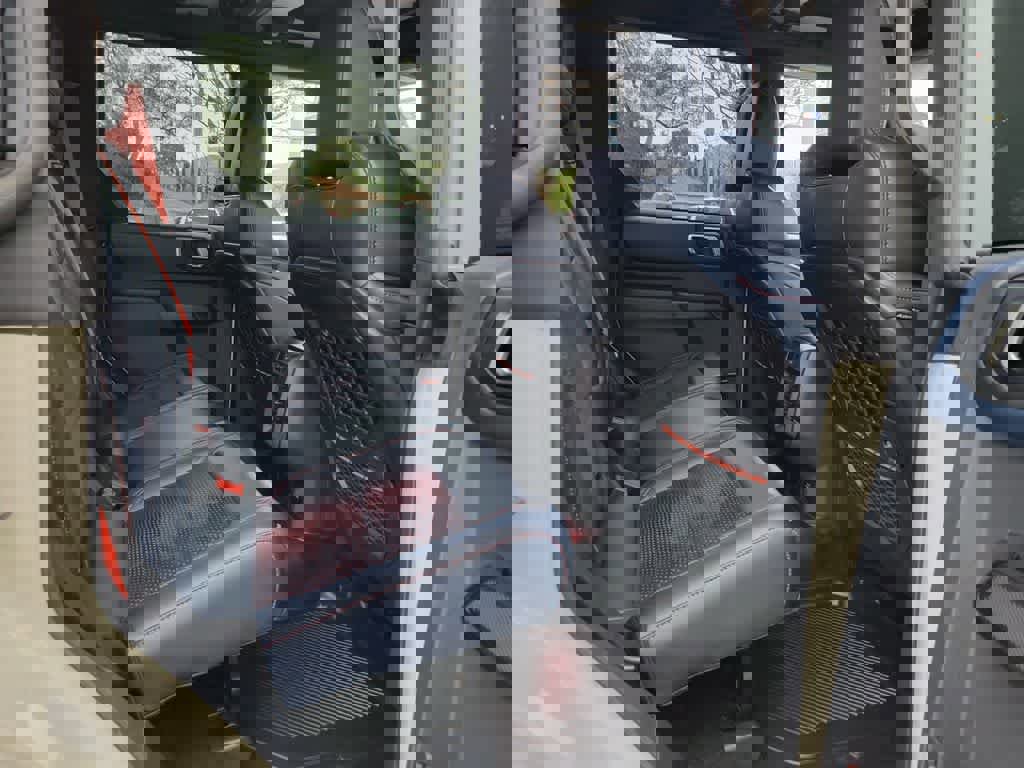 Used 2025 Ford Bronco Raptor w/ Interior Carbon Fiber Pack image 15