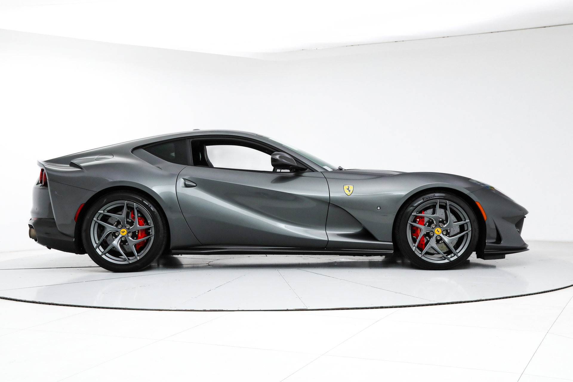 Certified 2019 Ferrari 812 Superfast image 9