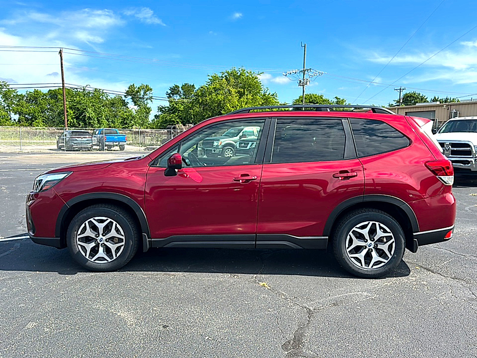 Used 2021 Subaru Forester Premium AWD/4WD image 5